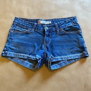 LEVIS Shorty Shorts